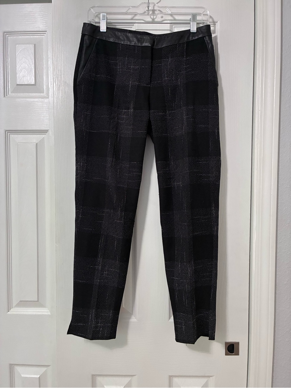 H&M Women’s Black Plaid Dress Cropped Pants Size 4